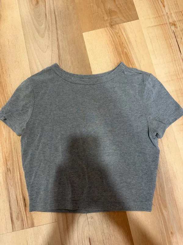 Wild fable baby tee grey - Image 2