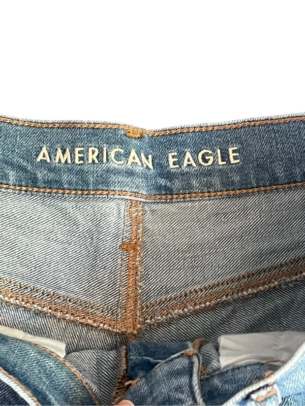 American Eagle Highest Rise 90’s Boyfriend distressed Jeans Shorts - Image 15