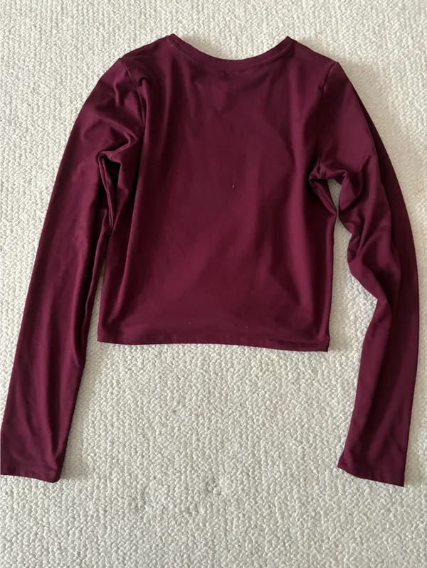 Hollister Maroon Long Sleeve - Image 3