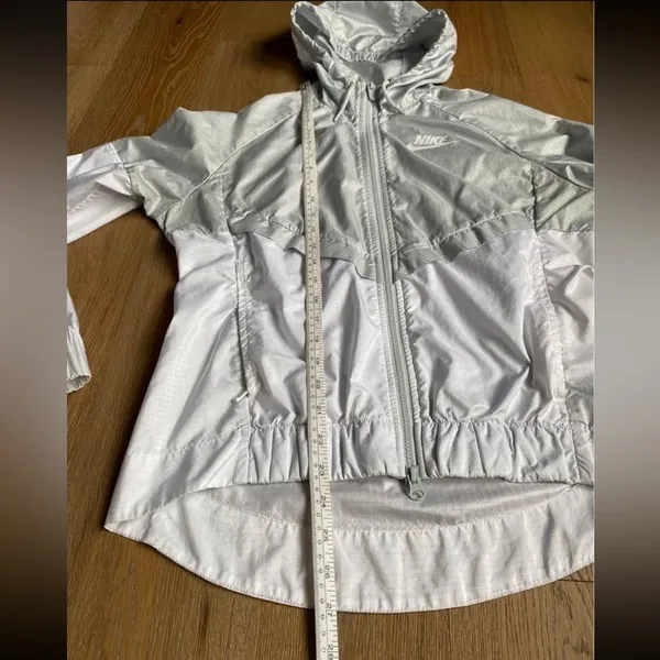Small/medium windbreaker jacket, Nike jacket - Image 10