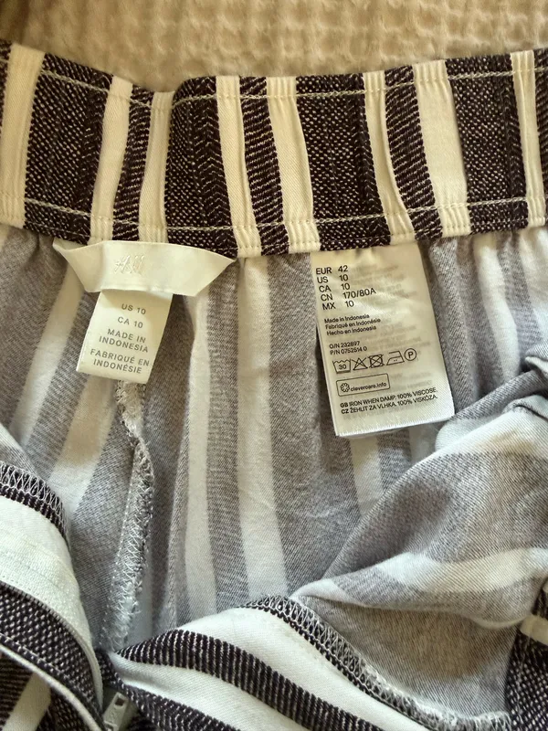 H&M Crop Wide Leg Pants - Image 4