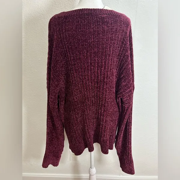 Time and Tru women Burgundy Crew Neck Sweater Size XXXL . - Image 2