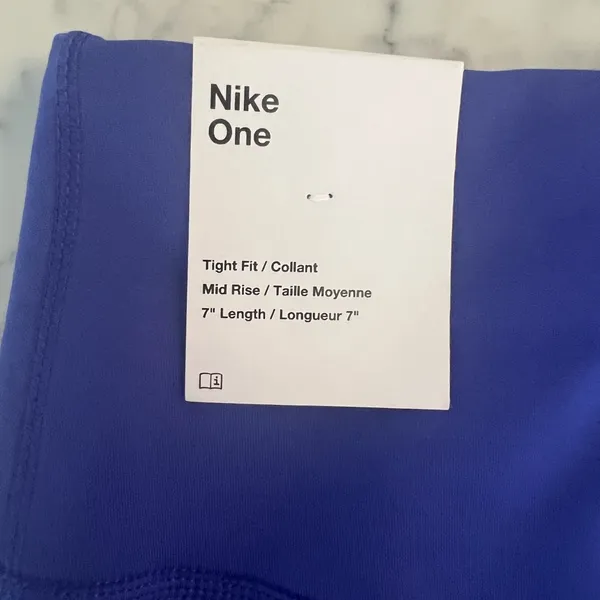 New Nike One Dri Fit Women's Sz XS Tight Fit Mid Rise 7" Length Athletic Shorts - Image 7