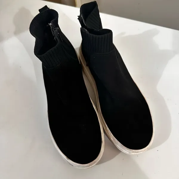 Steve Madden size 5 black boots - Image 2
