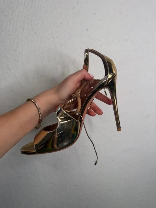 Aquazzura Metallic Gold Strappy High Heel 39 - Image 6