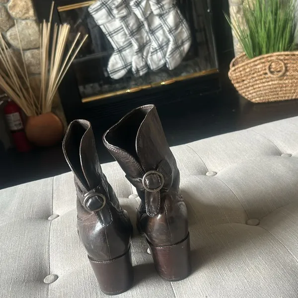 FRYE BOOTS Lucinda Brown Leather‎ Booties Size 8 - Image 6