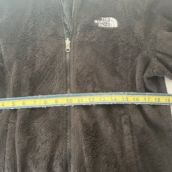 The North Face Osito Fuzzy Women's Windbreaker Jacket, Medium Black - Image 7