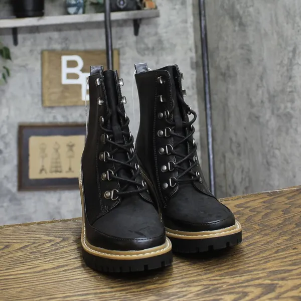 NWT A New Day Womens Tessa Winter Boots 88375335 Black 6.5M - Image 6