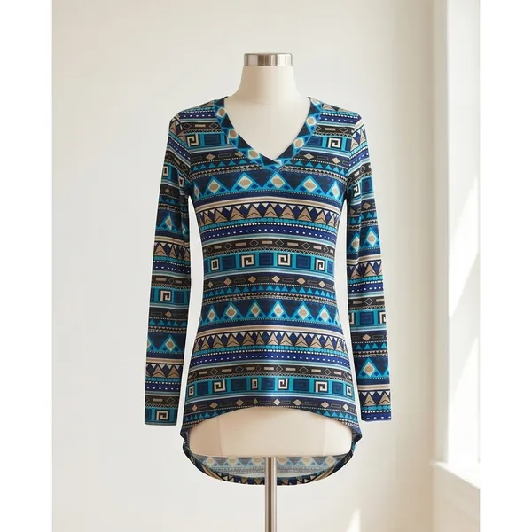 rue 21 Women's Long Sleeve Pattern T-shirt - Image 4
