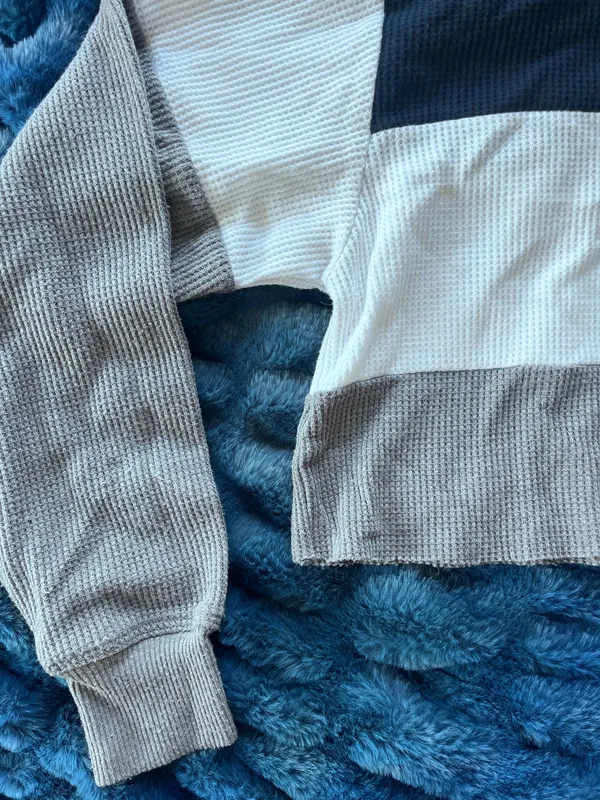 Hollister Top - Image 2