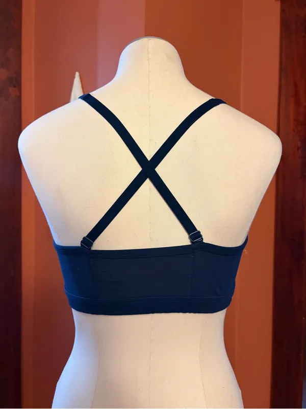 Gymshark Navy Scoop Ruched Sports Bra - Image 3