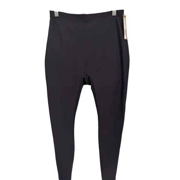 Skims Body Butt Enhancing Padded Legging onyx Medium New with tags - Image 5