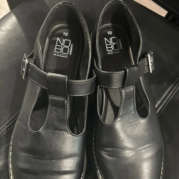 Black T-Strap No Boundaries Comfort Shoes - Image 6