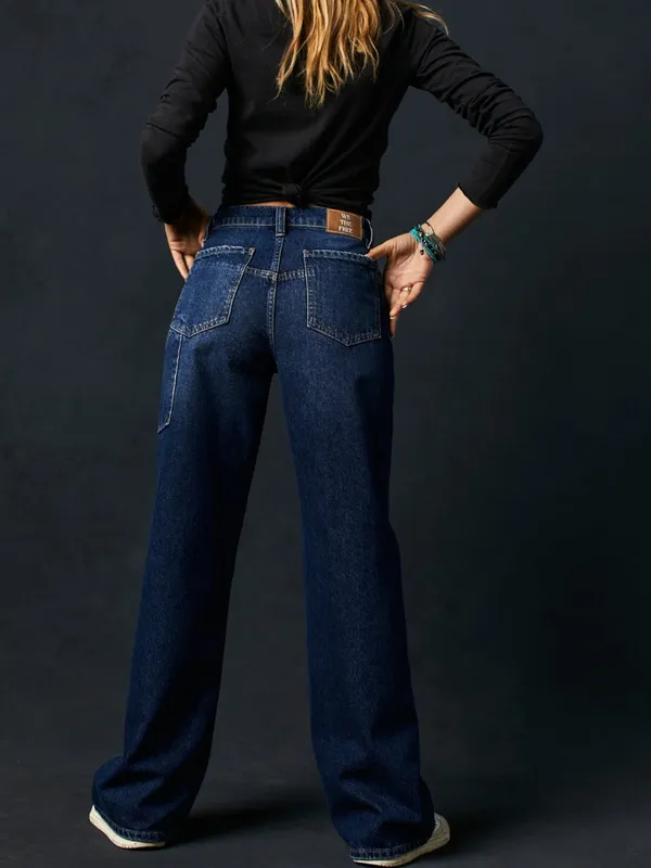 Free People tinsley high-rise baggy straight leg jeans in deep blue - Image 16