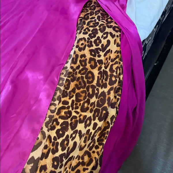 Fuchsia Leopard - Image 3