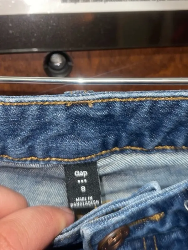 Gap Women’s Blue Denim Jean Shorts - 8 - Image 3