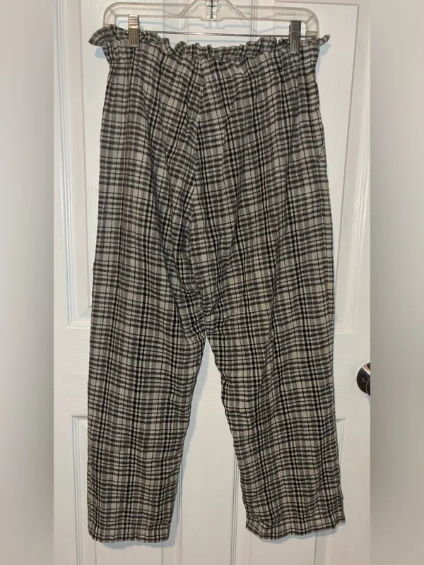 The Great Gunny sack Plaid Paperbag Waist Cropped Pants - Black & White size 1 - Image 5