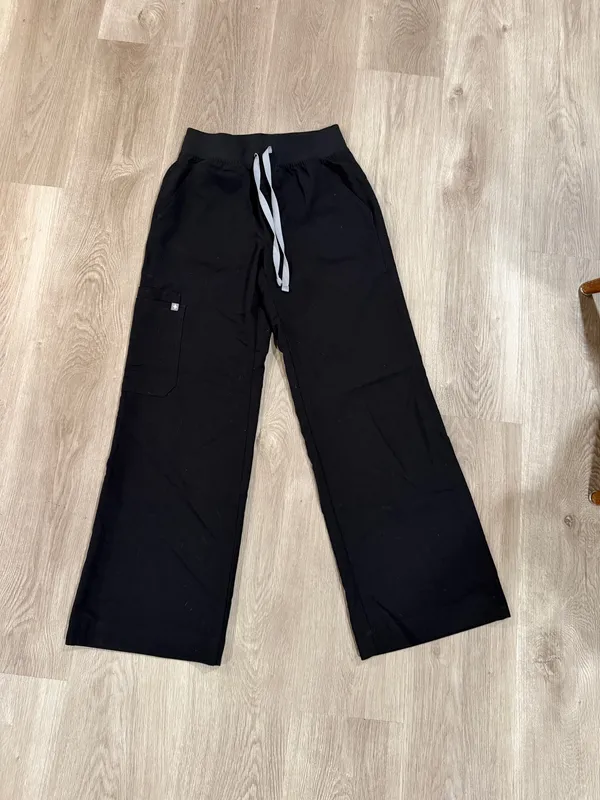 FIGS Isabel Wide-Leg Pants - Image 4