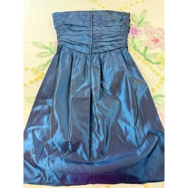 Vtg Handmade Dolly Woodruff Blue Iridescent Strapless Ruched Cocktail‎ Dress - Image 6
