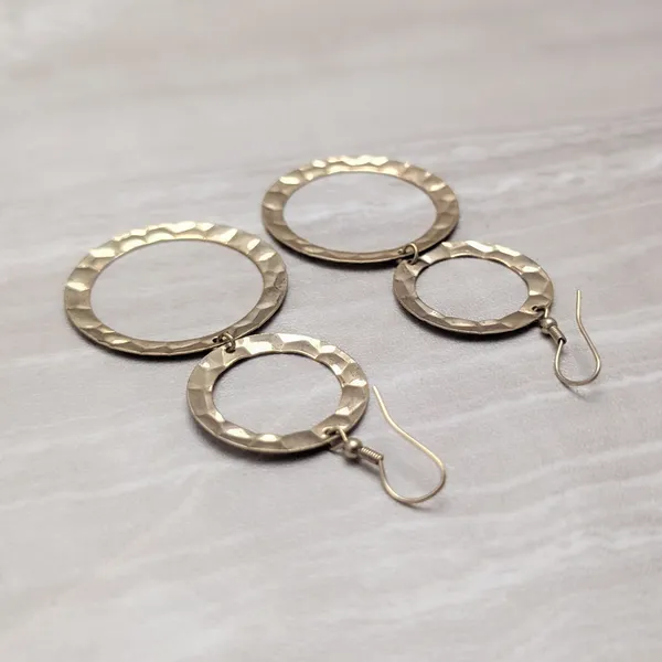 Vintage Hook Earrings Very Long Gold Tone Hammered Pattern - Fair Condition - Image 6