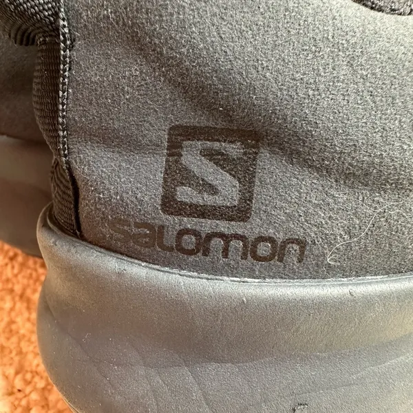 Salomon Black and Gray Athletic Shoes - Image 6