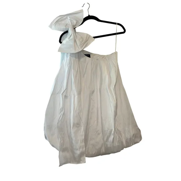 Bardot Razia White One Shoulder Bow Bubble Mini Dress‎ NWT 6 - Image 4