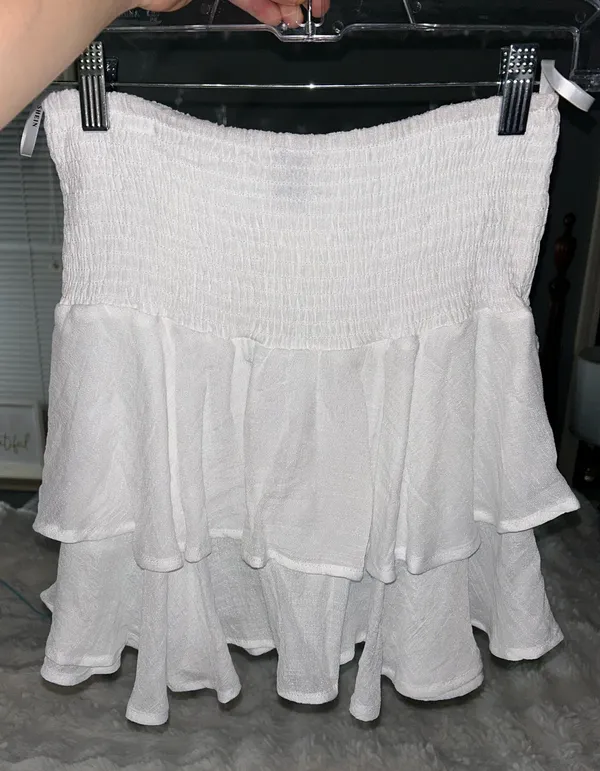SheIn NWOT Smocked High-Rise Flounce Mini White Skirt - Image 8