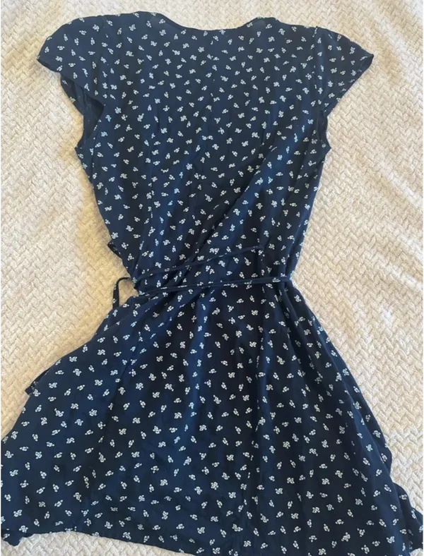 Brandy Melville Robbie dress - Image 4