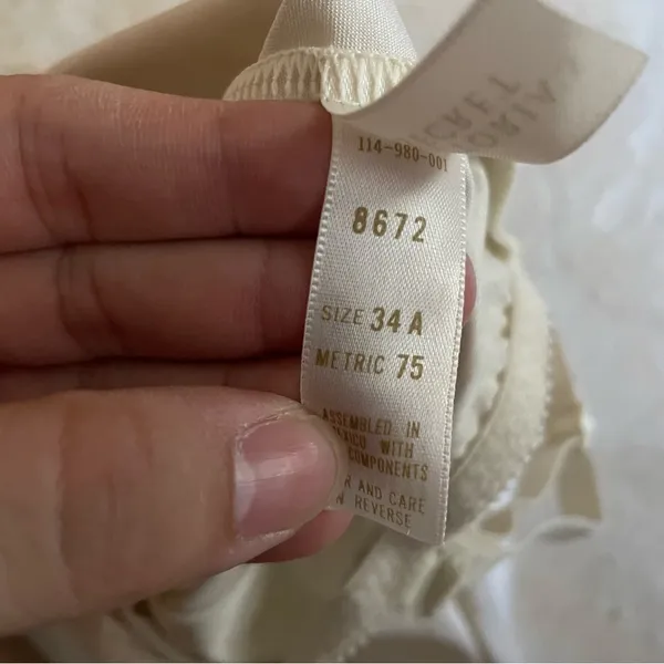Victoria's Secret VINTAGE 34A SHAPEWEAR - Image 5