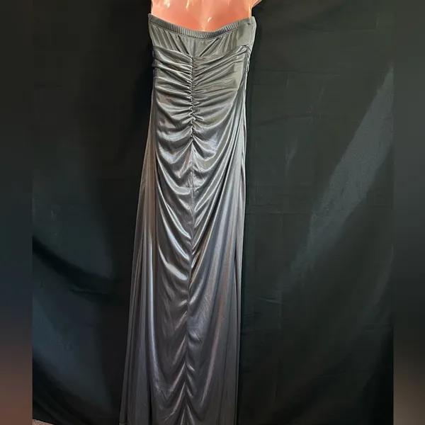 My Michelle Elegant Full Length Strapless Gray Evening Gown Prom Dress Size M - Image 8
