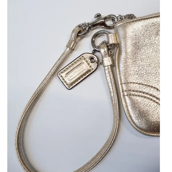 Coach Vintage Y2K Champagne Gold Leather Wristlet Metallic Mini Bag Minimalist - Image 4
