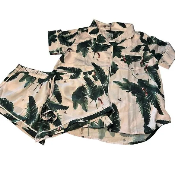 Revolve Plush Women’s Size‎ S Pink Jungle Print Satin Pajama Set Tropical Shorts - Image 3