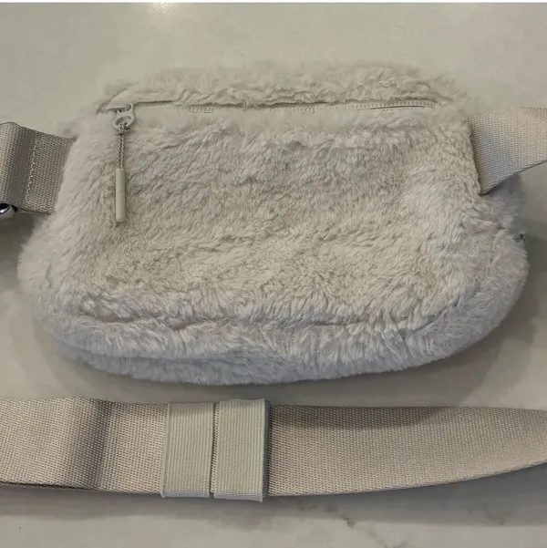 Lululemon Fuzzy Belt Bag - Image 2