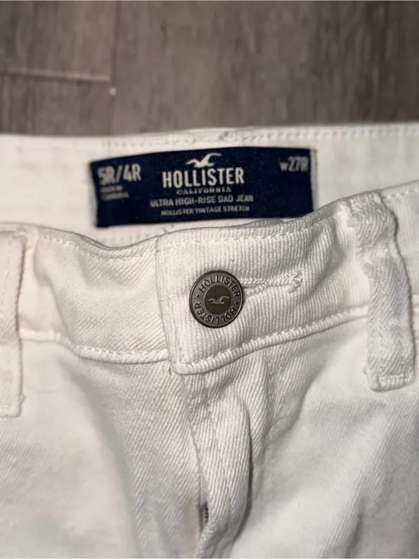 Hollister Women’s Ultra High Rise Dad Jeans - Image 4