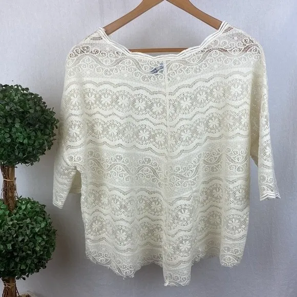 Free People White Sheer Crochet Lace Short Sleeve Top M - Image 3