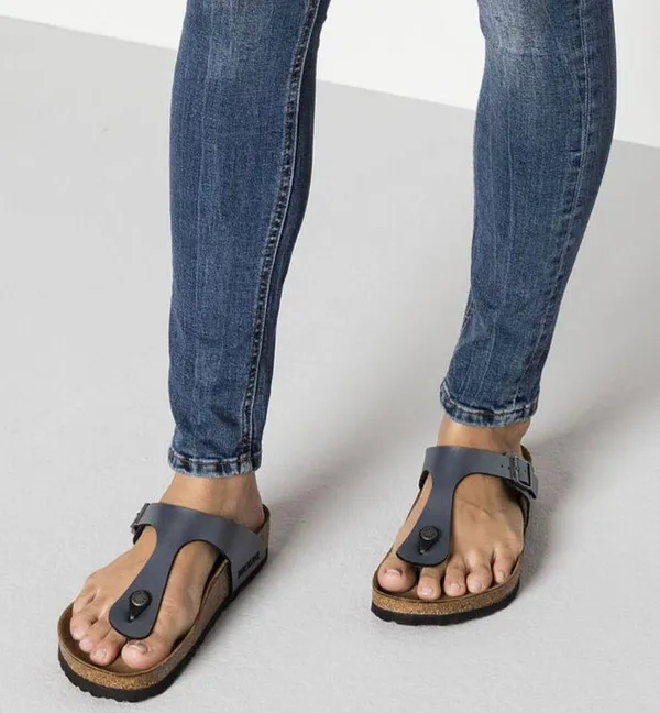 Birkenstock Gizeh Silver Ice Pearl Onyx Birko-Flor Thong Sandals $100 EUC Wmn 39 - Image 7