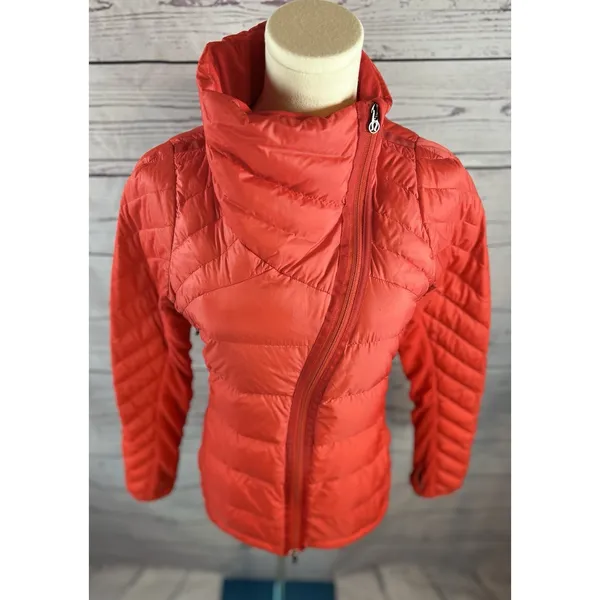 Lululemon What The Fluff Puffer Jacket Womens Red Rare Size 4 6 - Image 2