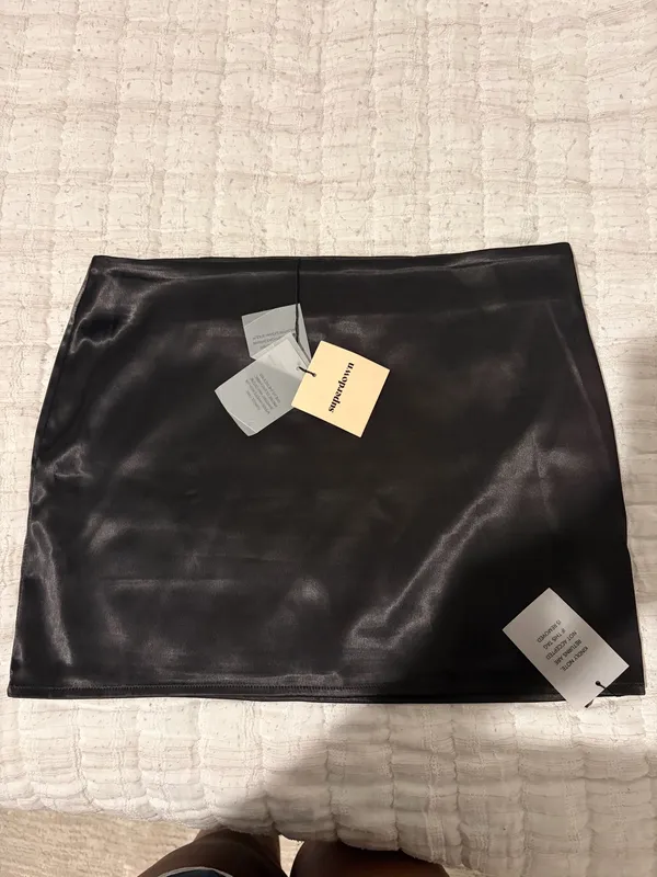 superdown Skirt Set - Image 2