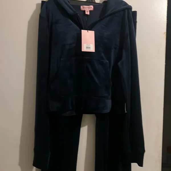 Juicy Couture Black Velour Tracksuit sweat suit sets velvet crystal embroidery - Image 4