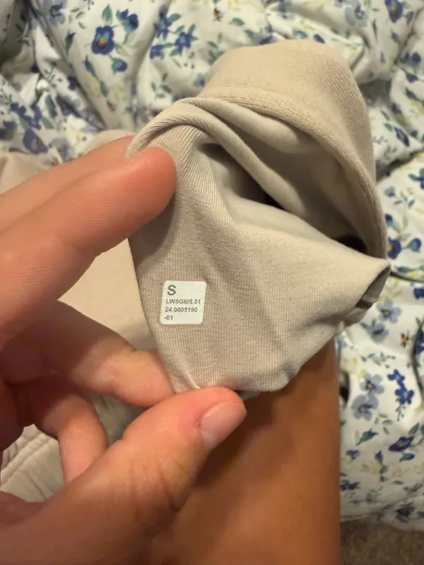 Lululemon Sweatpants - Image 4