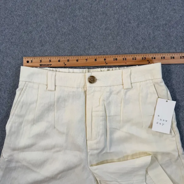 A New Day High Rise Shorts Women's 6 Beige Pleated Front Pockets Summer New - Image 5