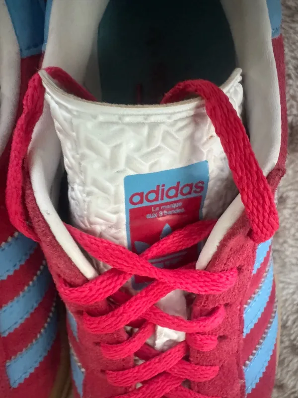 Adidas Women’s Gazelle Sneakers red - Image 7