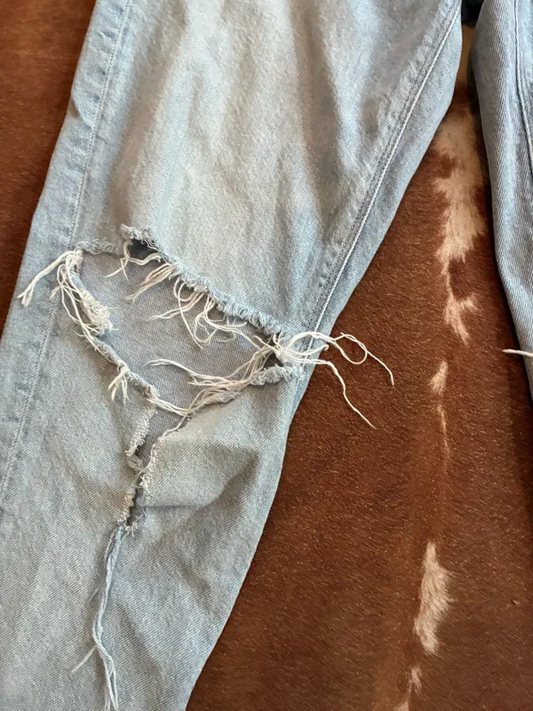 American Eagle curvy mom Jean size 00 regular Strigid real good No flaws! - Image 3