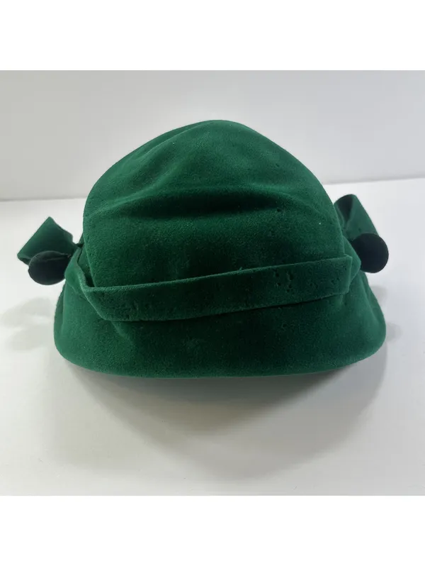 Vintage Edco Riviera Emerald Green Velour Hat with Bow Details - Image 6
