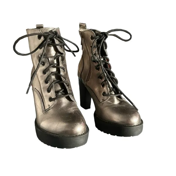 Madden NYC Women Gold Chrome Lace-Up Platform‎ Metallic Edgy Combat Boots Size 6 - Image 3