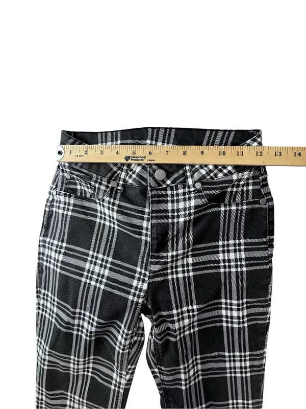 Black & White Plaid Straight Leg Pants - Women's - Image 6