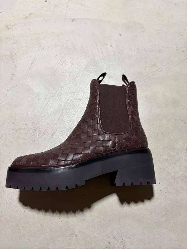 Loeffler Randall Reggie Woven Chelsea Boots 5 - Image 3