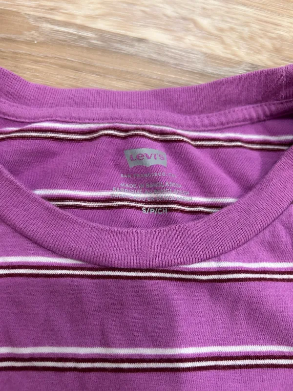 Levi's Tee - Image 2