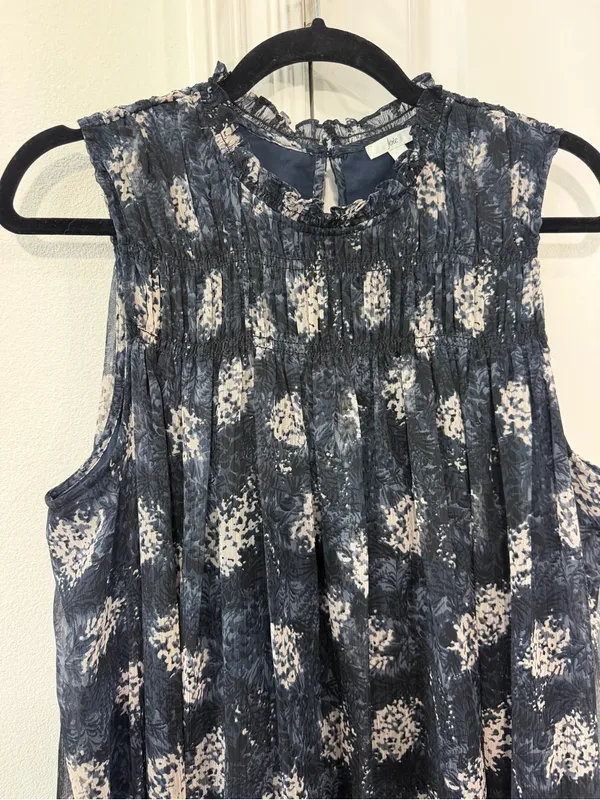 Joie Navy and Cream Floral Pleated Sleeveless Dress - Image 3