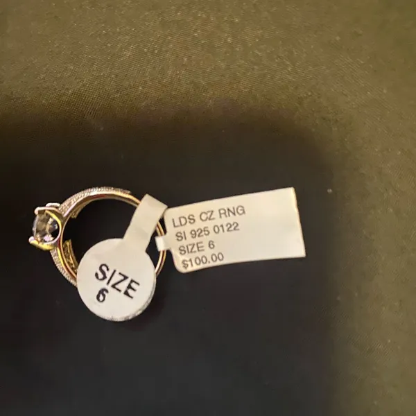CZ Sterling Silver 925 Size 6 Ring - Image 6